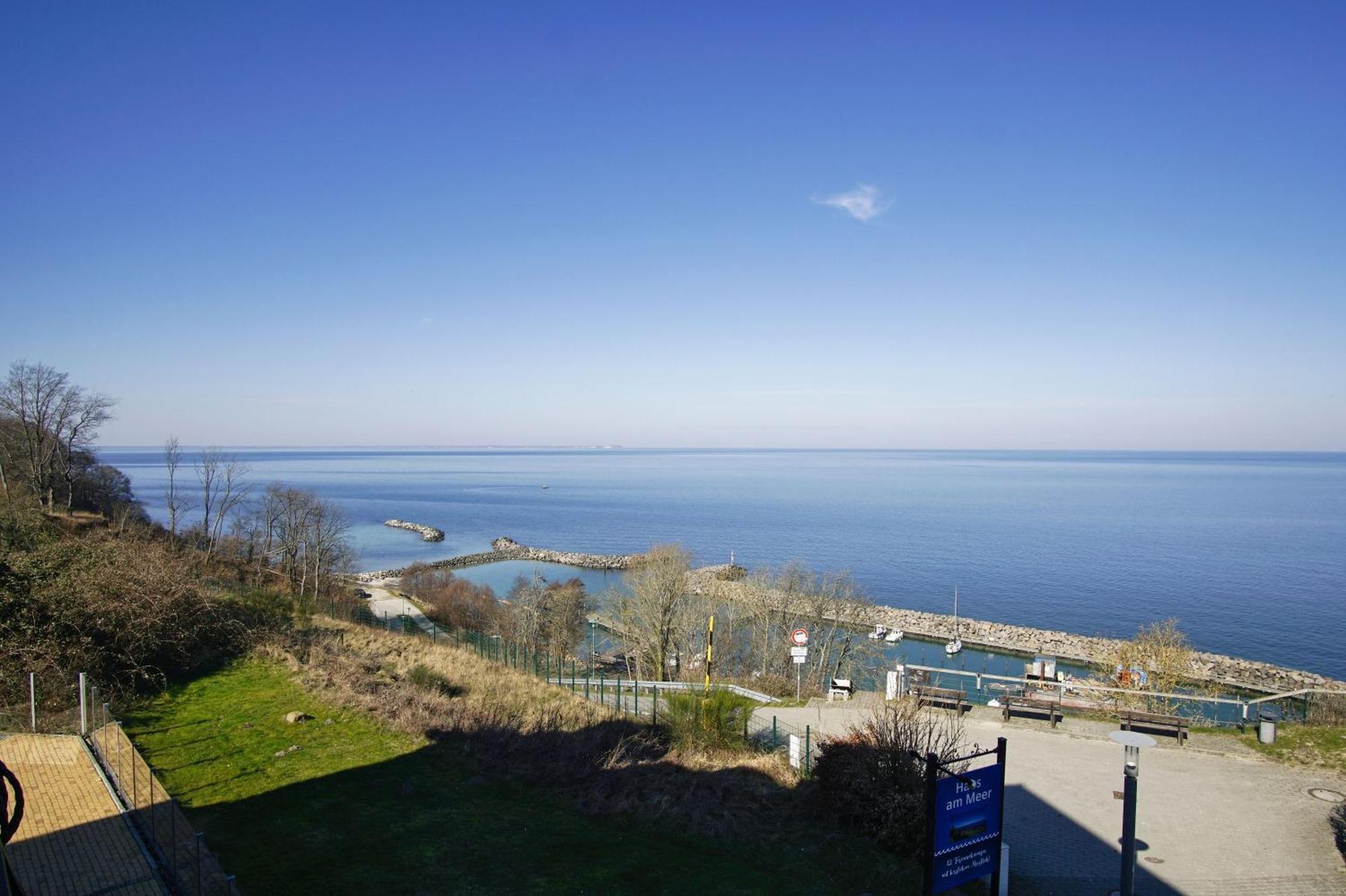 Ferienwohnung Mit Traumhaftem Meerblick - Haus Am Meer Fewo 07 Lohme Luaran gambar